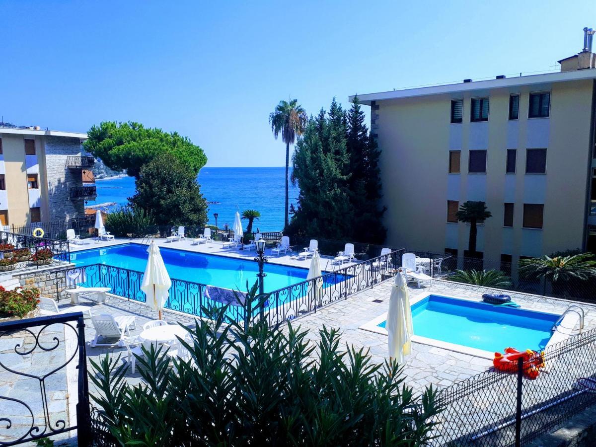 Apartmán Rifugio Societa Semplice Ospedaletti Exteriér fotografie